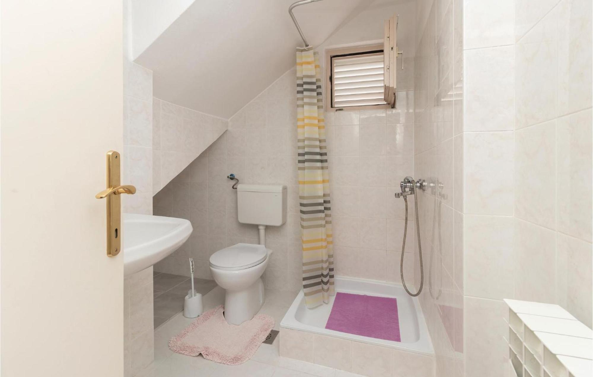 Nice Apartment In Zadar With Kitchen מראה חיצוני תמונה